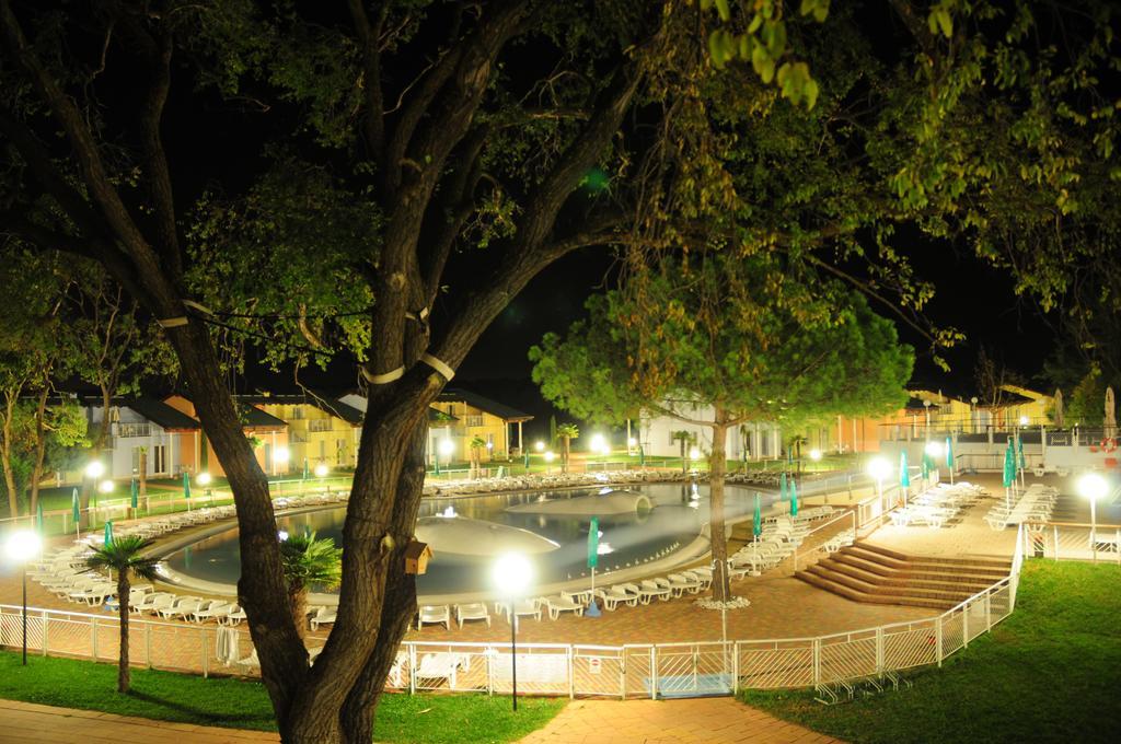 Club Village & Hotel Spiaggia Romea Lido di Volano Ngoại thất bức ảnh