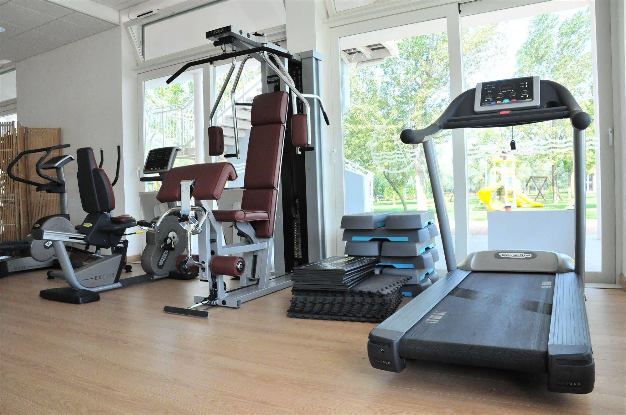 Club Village & Hotel Spiaggia Romea Lido di Volano Ngoại thất bức ảnh