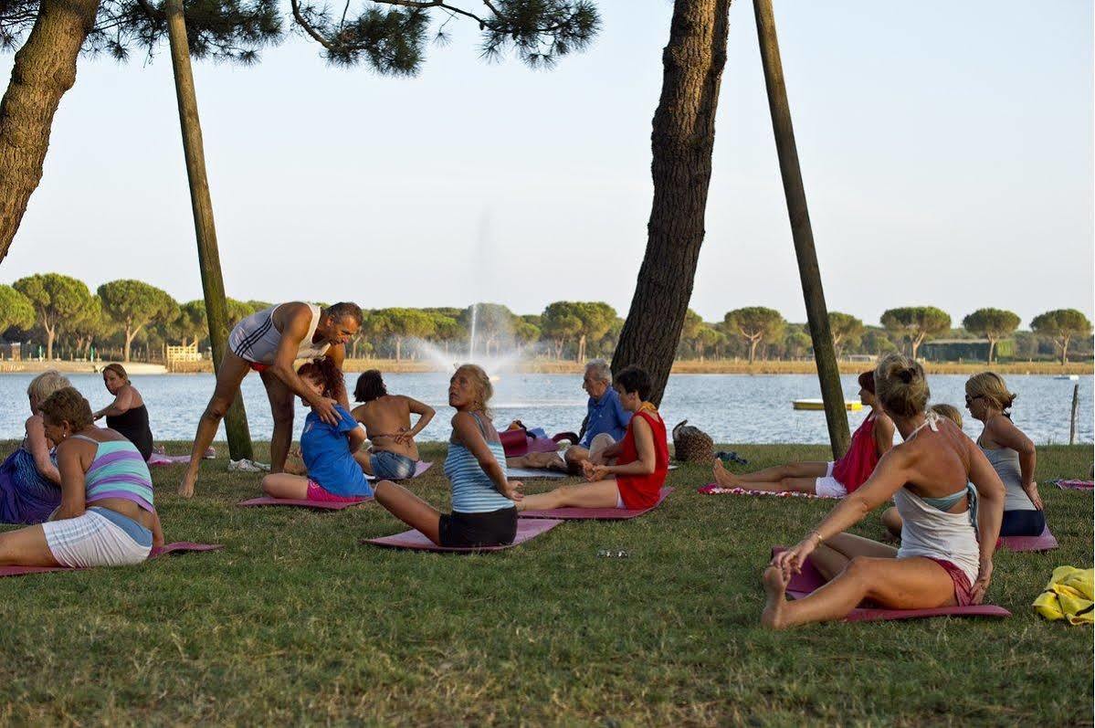 Club Village & Hotel Spiaggia Romea Lido di Volano Ngoại thất bức ảnh