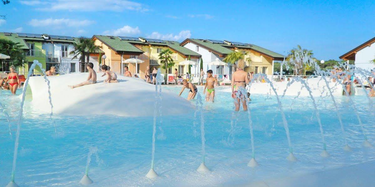 Club Village & Hotel Spiaggia Romea Lido di Volano Ngoại thất bức ảnh